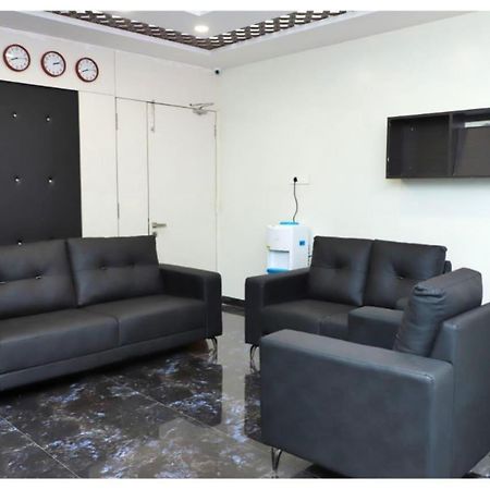 Hotel Opal Plaza Executive Waluj Buzurg Экстерьер фото